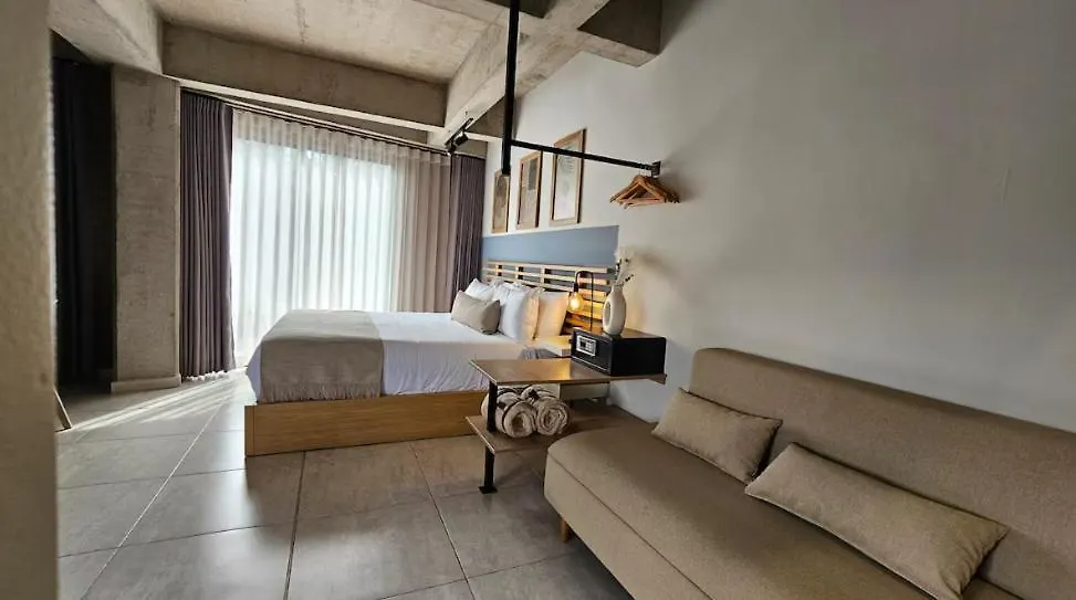 Suite 30 Living 麦德林 公寓