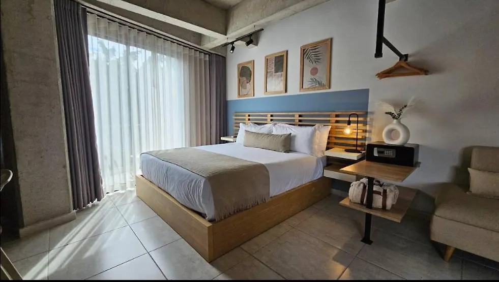 公寓 Suite 30 Living 麦德林